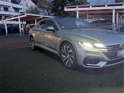 Usata VW Arteon R-line 190 CV (139 kW) 2020 Argento Berlina