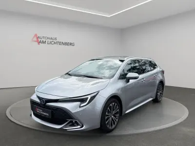 Gebraucht Toyota Corolla Team 140 PS (102 kW) 2024 Silber Kombi