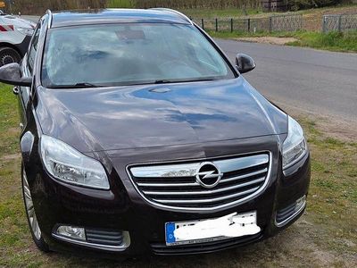 Second-hand Opel Insignia Sport 140 CP (102 kW) 2013 Maro Break