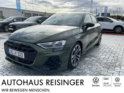 Gebraucht Audi S3 Performance 333 PS (244 kW) 2024 Distriktgrün Limousine