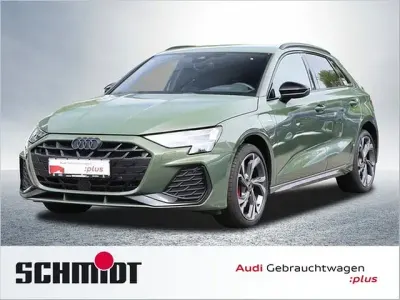 Gebraucht Audi A3 Sportback e-tron S-Line 272 PS (200 kW) 2025 Distriktgrün metallic Kleinwagen