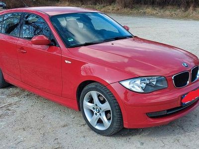 Gebraucht BMW 116 122 PS (89 kW) 2008 Rot Kleinwagen