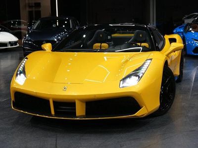 Gebraucht Ferrari 488 670 PS (492 kW) 2016 Gelb Cabrio