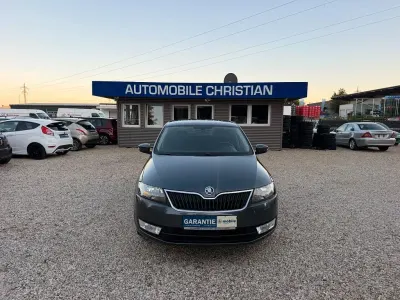 Gebraucht Skoda Rapid Ambition 90 PS (66 kW) 2017 Grau Kleinwagen