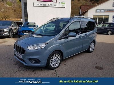 Gebraucht Ford Tourneo Courier Titanium 101 PS (74 kW) 2019 Metallblau metallic Van / Kleinbus