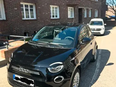 Gebraucht Fiat 500e 69 kW (95 PS) 2021 Schwarz Kleinwagen