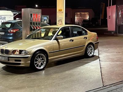 Gebraucht BMW 316 105 PS (77 kW) 1999 Gold Limousine