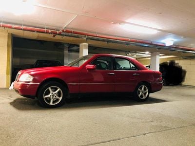 Gebraucht Mercedes C180 1994 Rot Limousine