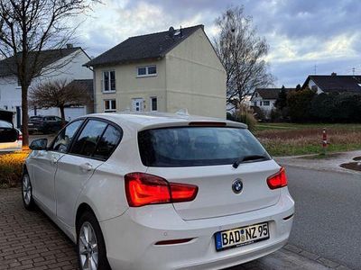Gebraucht BMW 116 Advantage 116 PS (85 kW) 2017 Weiß Kleinwagen