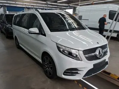 Gebraucht Mercedes V300 Exclusive 237 PS (174 kW) 2021 Weiß Van / Kleinbus