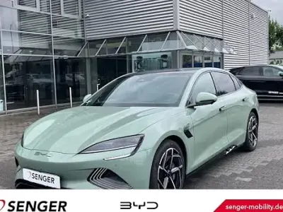 Second-hand BYD Seal Design 230 kW (313 CP) 2025 Verde Berlinǎ