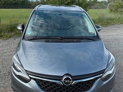 Opel Zafira Tourer
