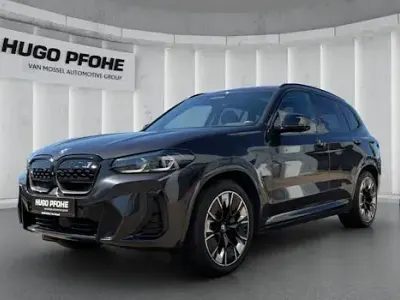 Gebraucht BMW iX3 Impressive 210 kW (286 PS) 2023 Grau SUV