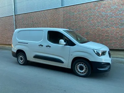 Gebraucht Opel Combo 102 PS (75 kW) 2021 Weiß Van / Kleinbus