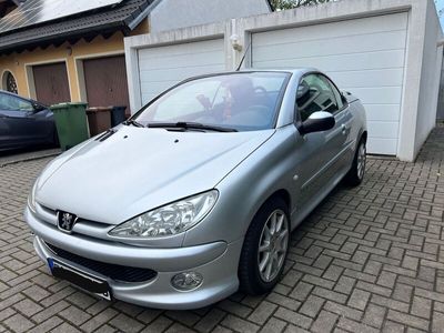 gebraucht Peugeot 206 CC / Cabrio / 8-fach bereift