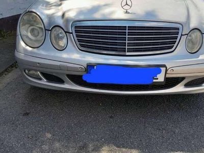 Mercedes E280