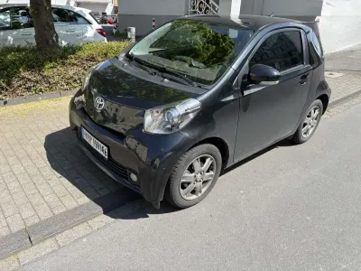 Gebraucht Toyota iQ 68 PS (50 kW) 2009 Kleinwagen