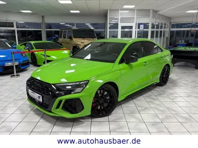 Gebraucht Audi RS3 Sport 400 PS (294 kW) 2022 Grün Limousine