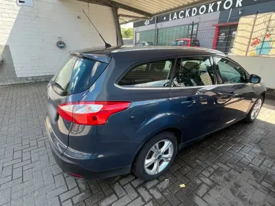 Gebraucht Ford Focus 116 PS (85 kW) 2012 Grau Kombi