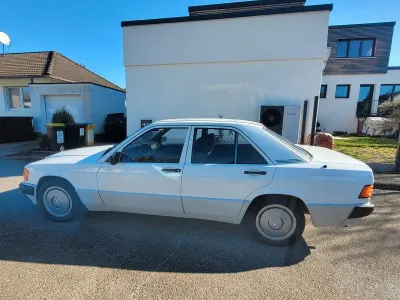 Occasion Mercedes 190 105 ch (77 kW) 1990 Blanc Berline