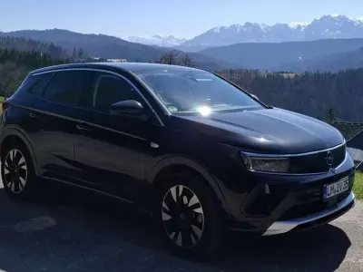 Gebraucht Opel Grandland X GS Line 131 PS (96 kW) 2024 Schwarz SUV