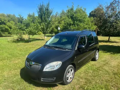 Gebraucht Skoda Roomster 86 PS (63 kW) 2009 Schwarz Van / Kleinbus