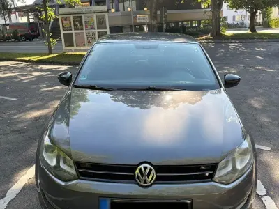 Gebraucht VW Polo Black Edition 86 PS (63 kW) 2014 Silber Kleinwagen