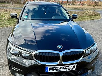Gebraucht BMW 320 Advantage 190 PS (139 kW) 2022 Schwarz Kombi