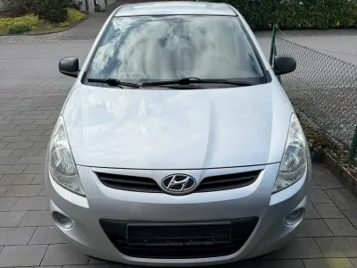 Gebraucht Hyundai i20 83 PS (61 kW) 2012 Kleinwagen