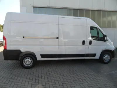 Gebraucht Opel Movano Edition 140 PS (102 kW) 2024 Weiß Van