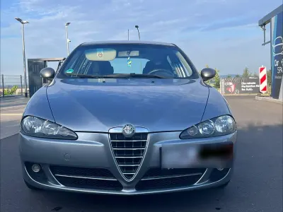Gebraucht Alfa Romeo 147 105 PS (77 kW) 2008 Grau Kleinwagen