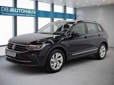 Gebraucht VW Tiguan Life 190 PS (139 kW) 2023 Schwarz SUV
