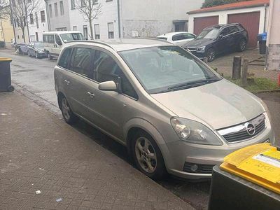 Gebraucht Opel Zafira 123 PS (90 kW) 2007 Grün Van / Kleinbus