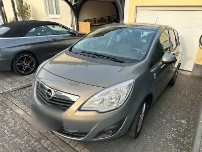 Gebraucht Opel Meriva Active 140 PS (102 kW) 2013 Beige Van / Kleinbus