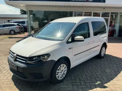 Gebraucht VW Caddy 102 PS (75 kW) 2017 Weiß Van / Kleinbus