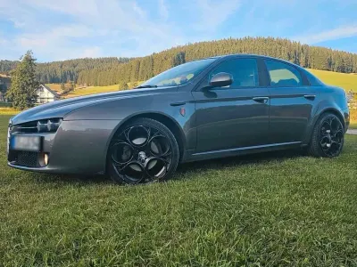 Gebraucht Alfa Romeo 159 140 PS (102 kW) 2007 Grau Limousine