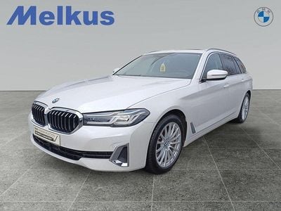 Gebraucht BMW 540 333 PS (244 kW) 2021 Weiß Kombi