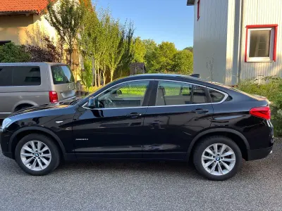 Gebraucht BMW X4 190 PS (139 kW) 2015 Schwarz SUV