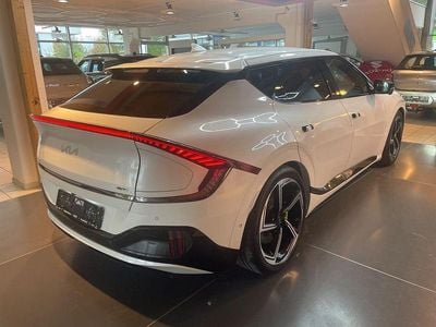 Weiß Gebraucht 2023 Kia EV6 SUV | 40.990 € (Etwas zu teuer)