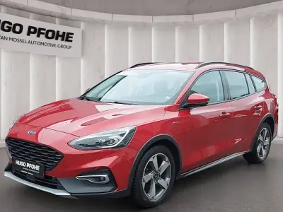 Gebraucht Ford Focus Active 125 PS (91 kW) 2021 Rot Kombi