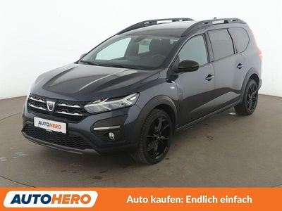 Grau Gebraucht 2023 Dacia Jogger Extreme Van / Kleinbus | 17.710 € (Fairer Preis)
