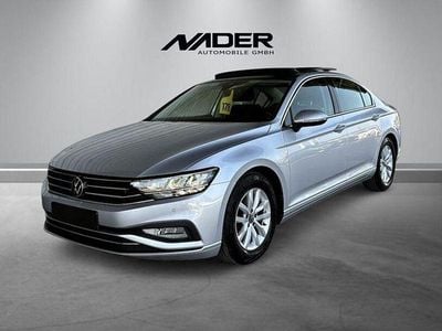Usata VW Passat Business 150 CV (110 kW) 2020 Argento Berlina