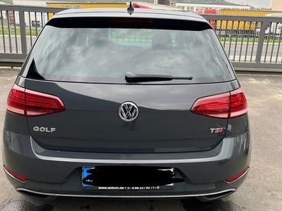 Używany VW Golf VII Sound 150 KM (110 kW) 2017 Szary Sedan/Limuzyna
