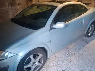 Gebraucht Renault Mégane Cabriolet Dynamique 136 PS (100 kW) 2007 Grau Cabrio