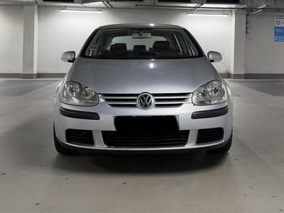 Usata VW Golf IV 75 CV (55 kW) 2004 Argento Berlina