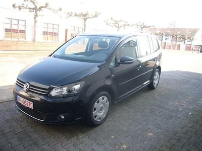 Schwarz Gebraucht 2014 VW Touran Cup Van / Kleinbus | 14.999 € (Teuer)