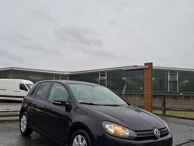 Schwarz Gebraucht 2011 VW Golf VI Kleinwagen | 5.000 € (Fairer Preis)