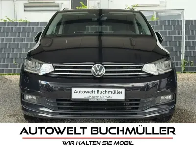 Gebraucht VW Touran 150 PS (110 kW) 2023 Schwarz Van / Kleinbus