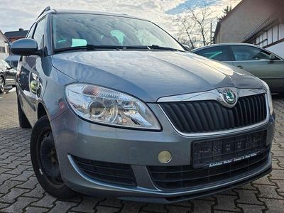 Gebraucht Skoda Roomster Plus Edition 90 PS (66 kW) 2011 Grau Van / Kleinbus