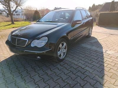 Używany Mercedes C320 Avantgarde 224 KM (164 kW) 2001 Czarny Kombi